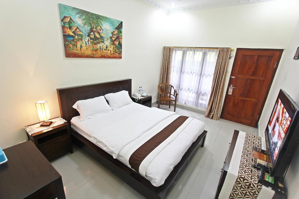 Beone House Jogja Hotel Kalasan Exterior photo